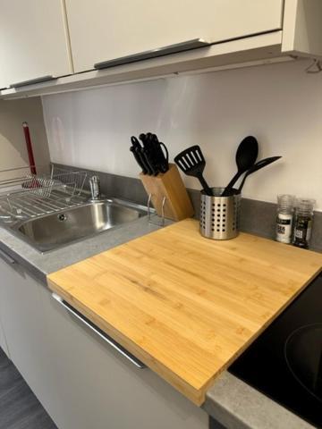 Apartmán Stunning Flat With Parking Free Near Sutton Station Cheam Exteriér fotografie